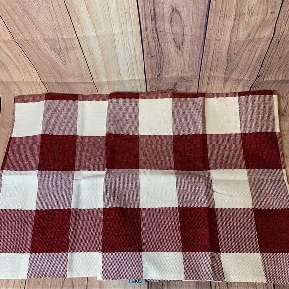 Fixwal 2pcs Red and White Buffalo Check Plaid Throw Pillow Covers 45x45cm - Picture 5 of 8